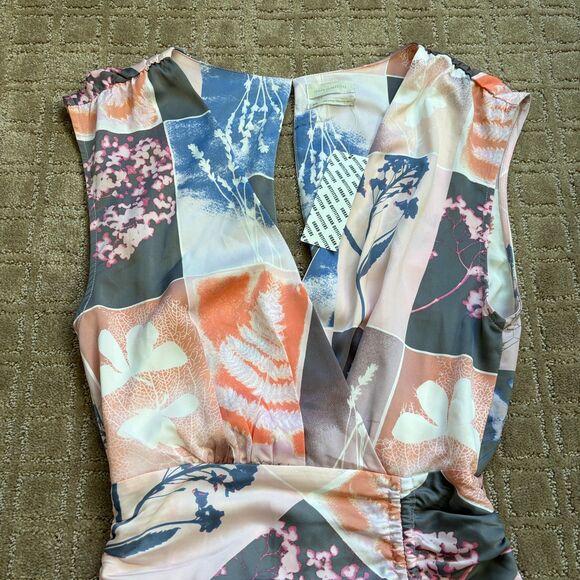 Urban Outfitters Loving You Mini Vestido Women's M Ruched Colorful Nature Floral - Picture 3 of 9